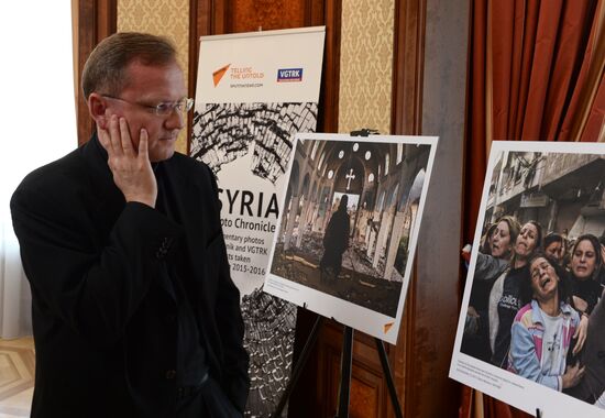Открытие фотовыставки "Сирия. Фотохроника войны" в Вене