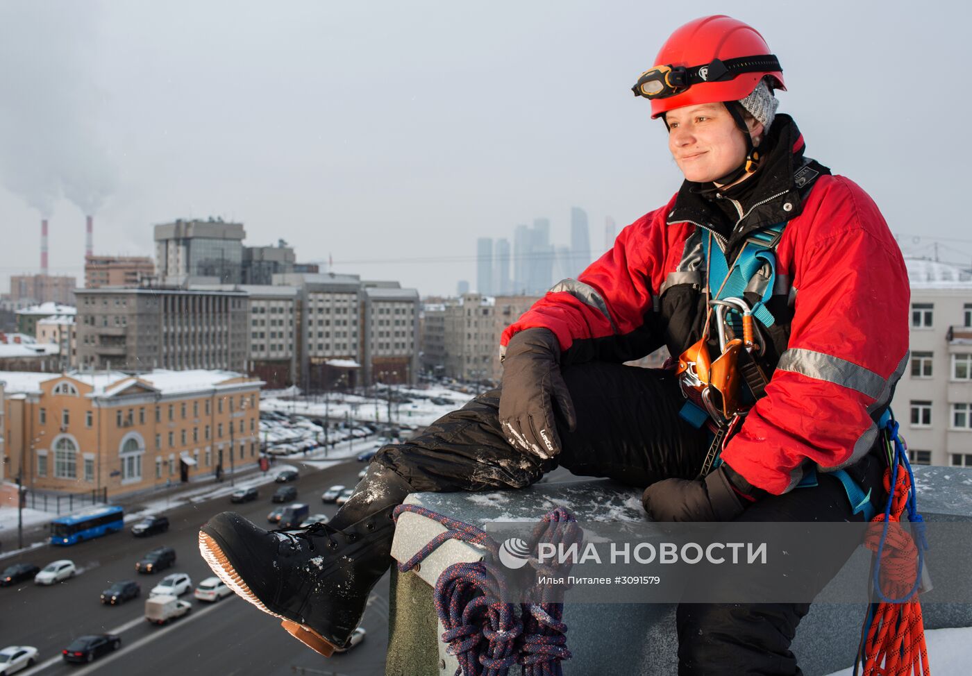 "Неженская" профессия. Промышленный альпинист Кристина Мельникова