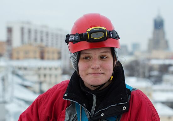 "Неженская" профессия. Промышленный альпинист Кристина Мельникова