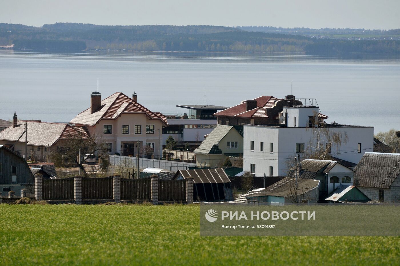 Строительство дома Дарьи Домрачевой и Уле Эйнар Бьорндалена | РИА Новости  Медиабанк