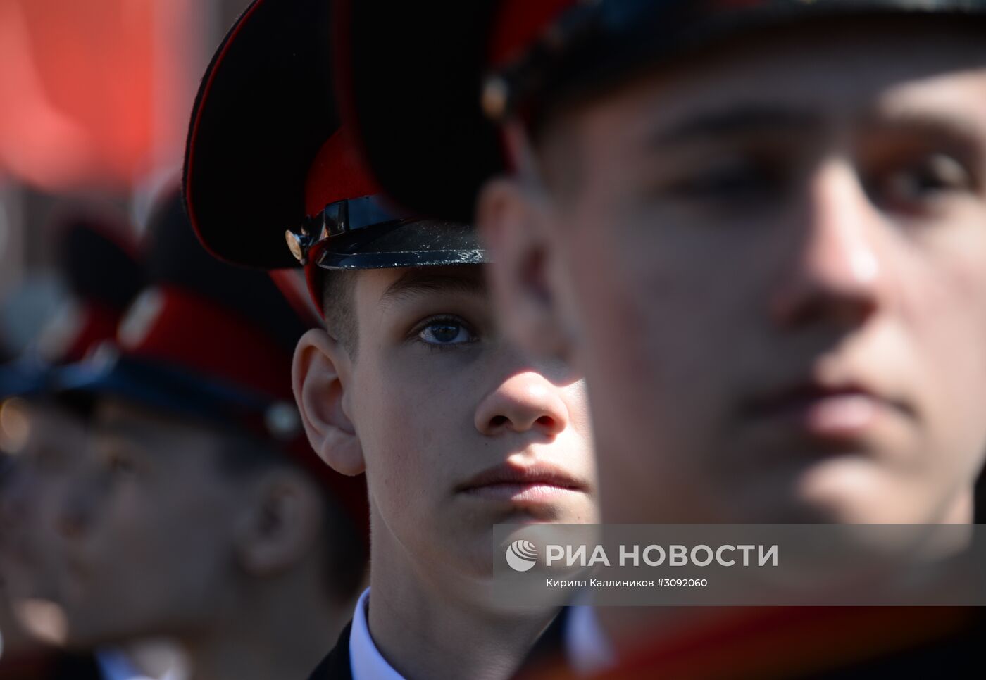 Парад московских кадетов на Поклонной горе
