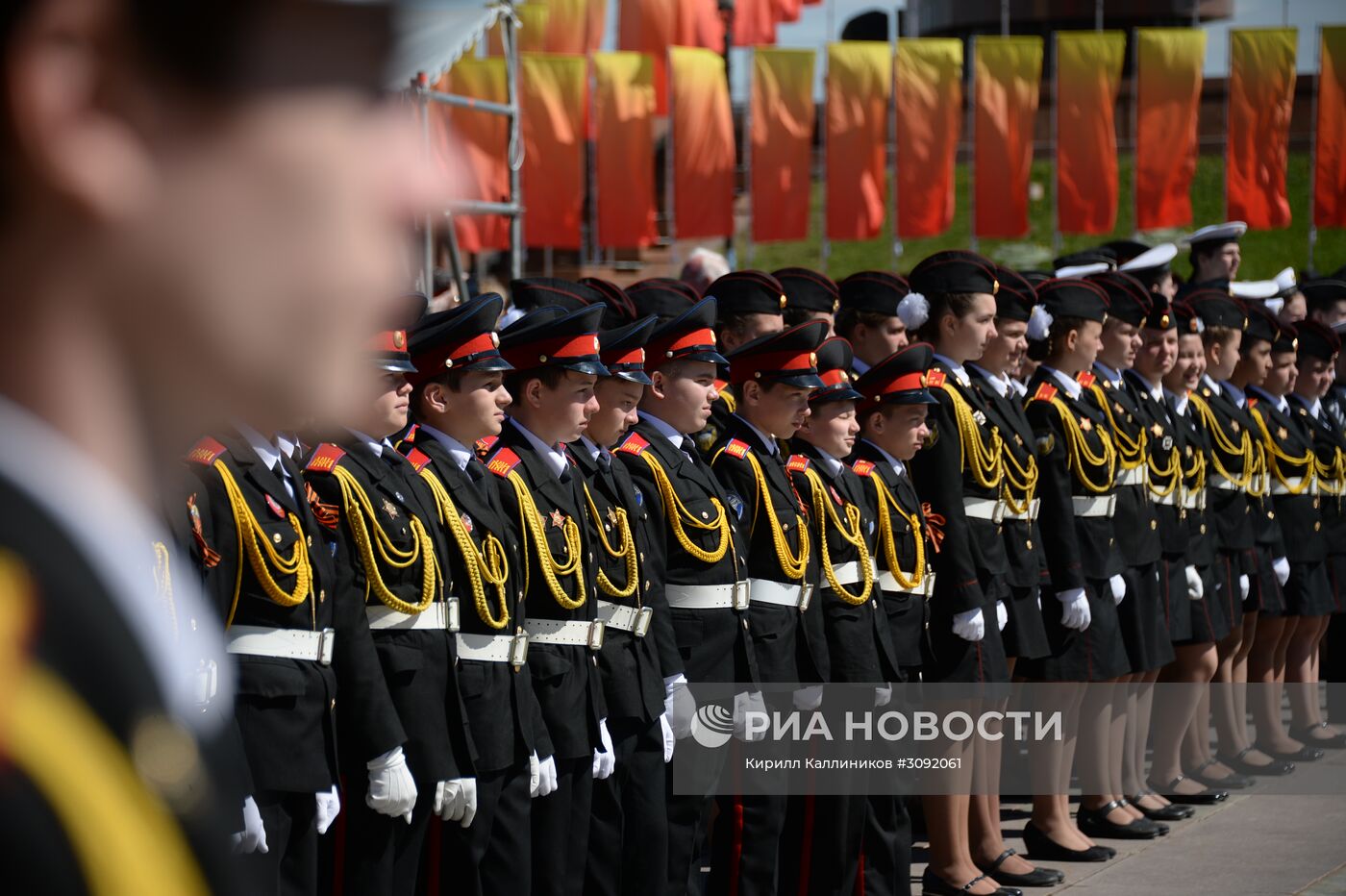 Парад московских кадетов на Поклонной горе