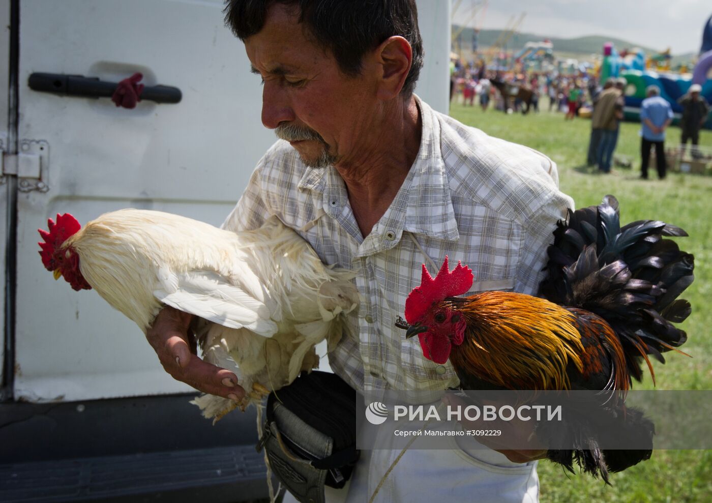 В Крыму испекли самый большой в мире чебурек