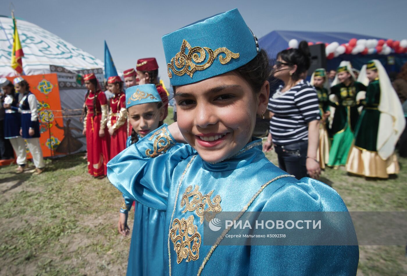 В Крыму испекли самый большой в мире чебурек