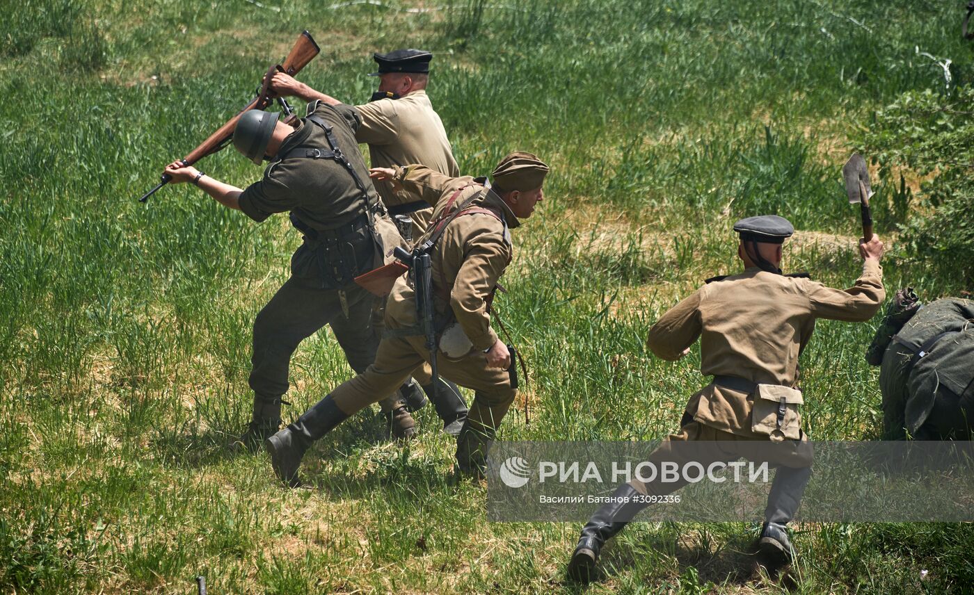 Военно-историческая реконструкция "Штурм Сапун-горы"