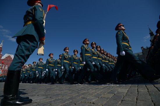 Генеральная репетиция военного парада, посвящённого 72-й годовщине Победы в ВОВ