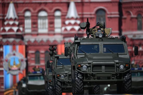 Генеральная репетиция военного парада, посвящённого 72-й годовщине Победы в ВОВ