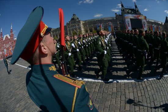 Генеральная репетиция военного парада, посвящённого 72-й годовщине Победы в ВОВ