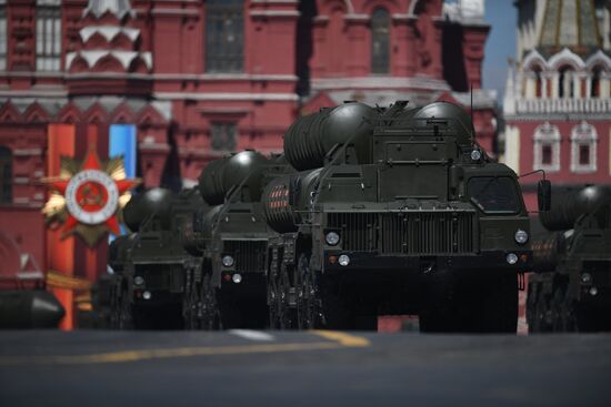 Генеральная репетиция военного парада, посвящённого 72-й годовщине Победы в ВОВ