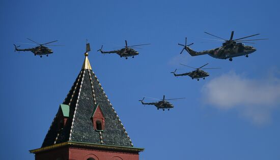 Генеральная репетиция военного парада, посвящённого 72-й годовщине Победы в ВОВ