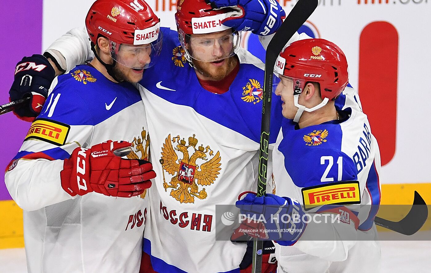 Хоккей. Чемпионат мира. Матч Италия - Россия