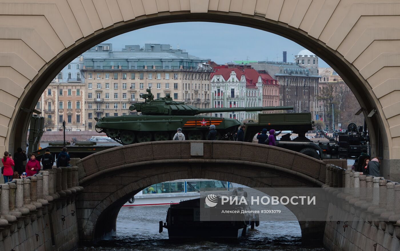 Генеральная репетиция парада Победы в Санкт-Петербурге