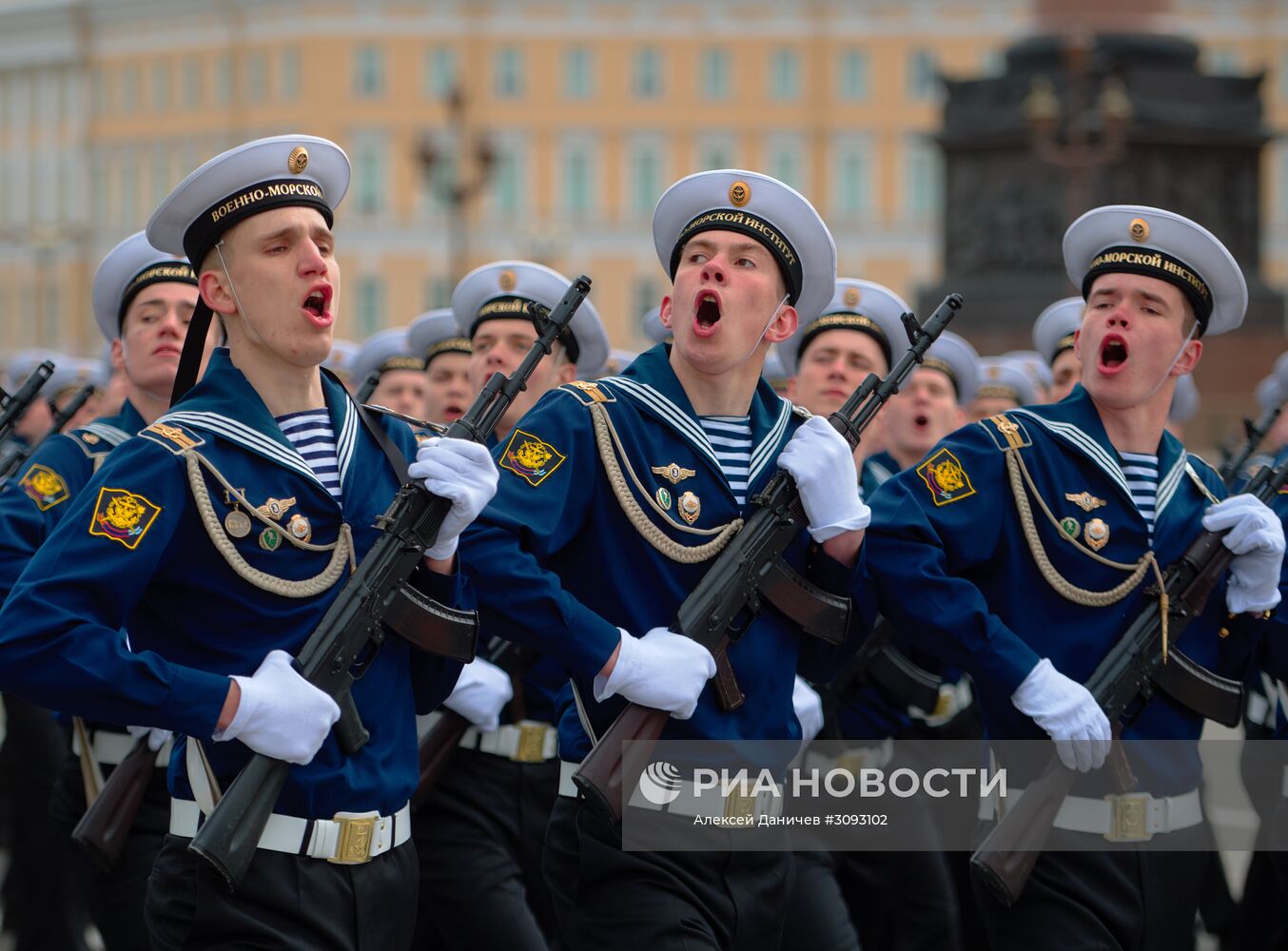 Генеральная репетиция парада Победы в Санкт-Петербурге