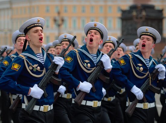 Генеральная репетиция парада Победы в Санкт-Петербурге