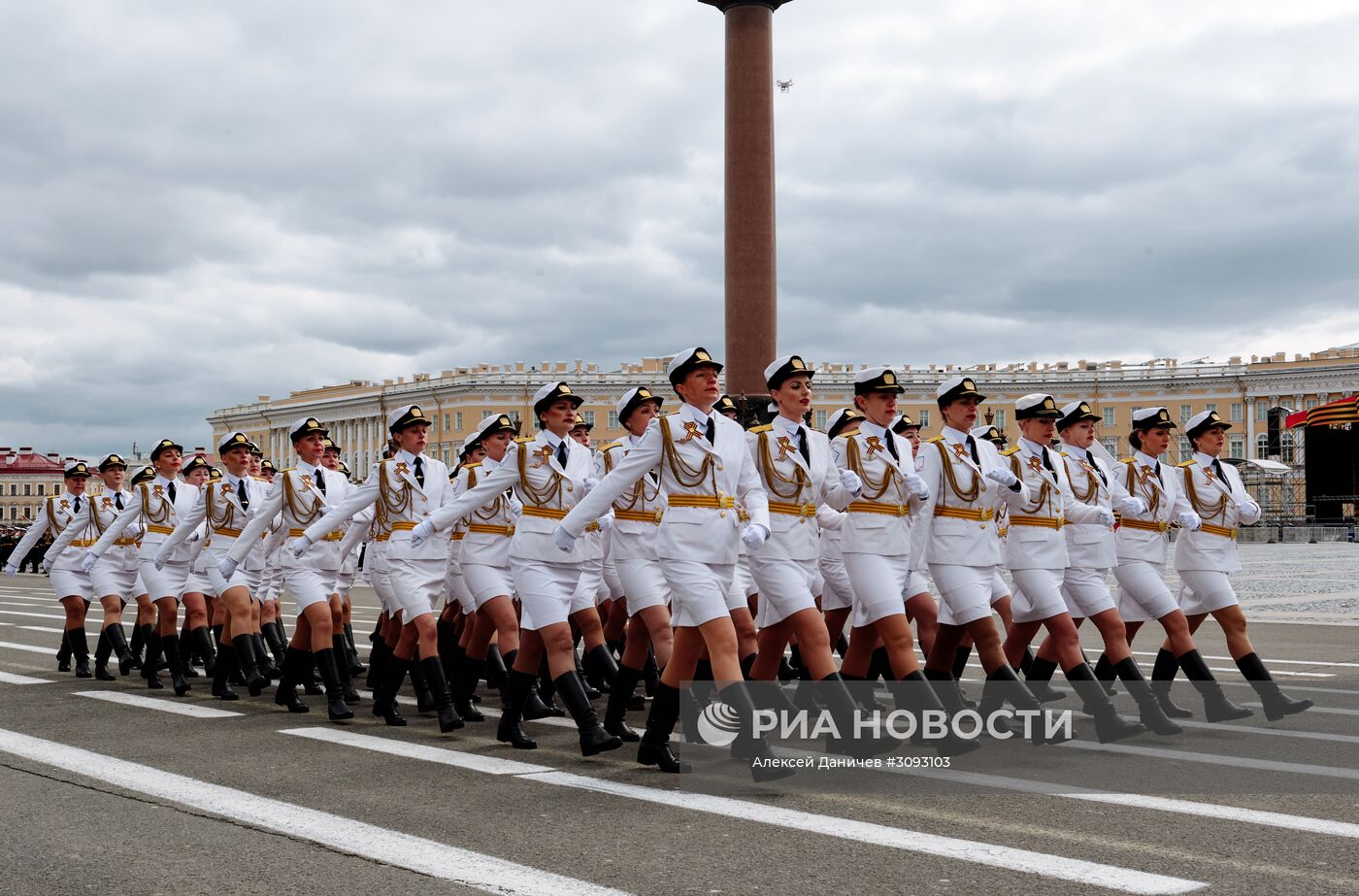 Генеральная репетиция парада Победы в Санкт-Петербурге