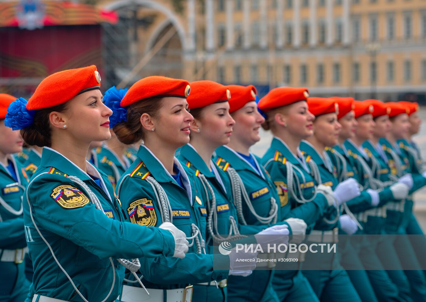 Генеральная репетиция парада Победы в Санкт-Петербурге