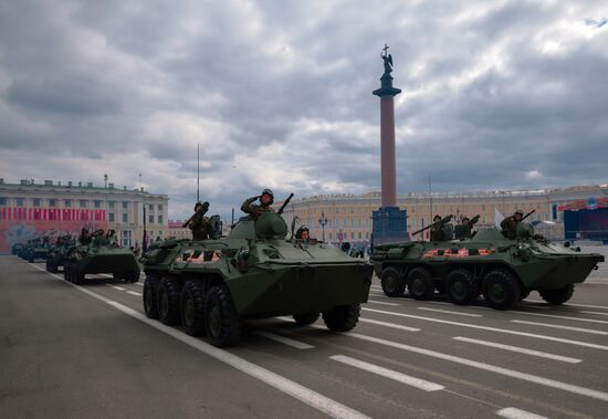 Генеральная репетиция парада Победы в Санкт-Петербурге