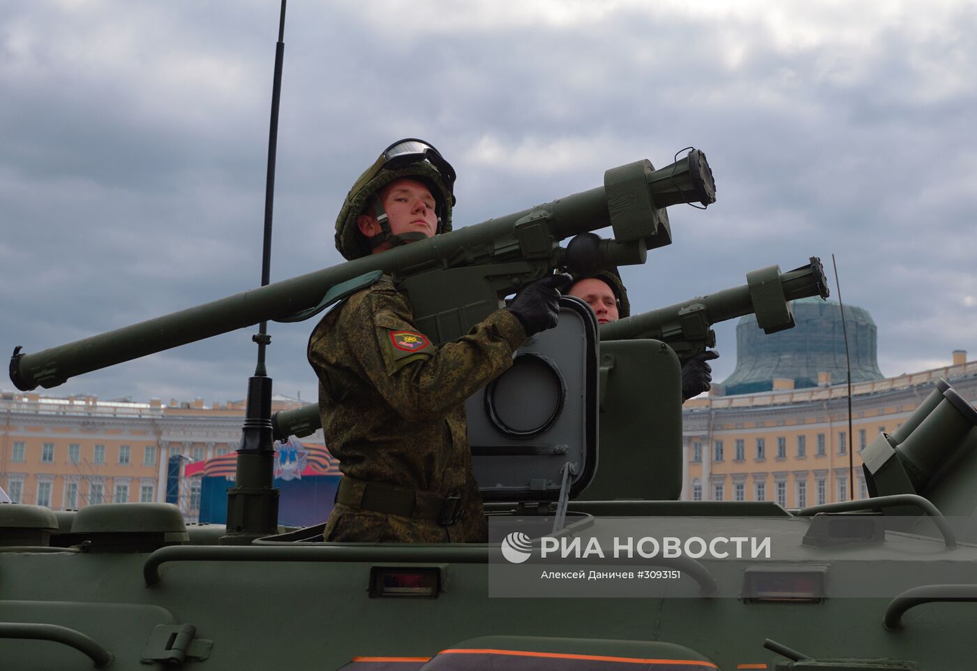 Генеральная репетиция парада Победы в Санкт-Петербурге