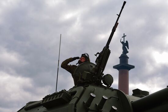 Генеральная репетиция парада Победы в Санкт-Петербурге