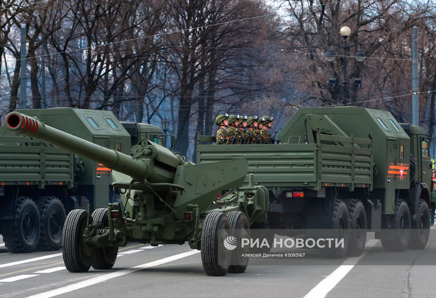 Генеральная репетиция парада Победы в Санкт-Петербурге