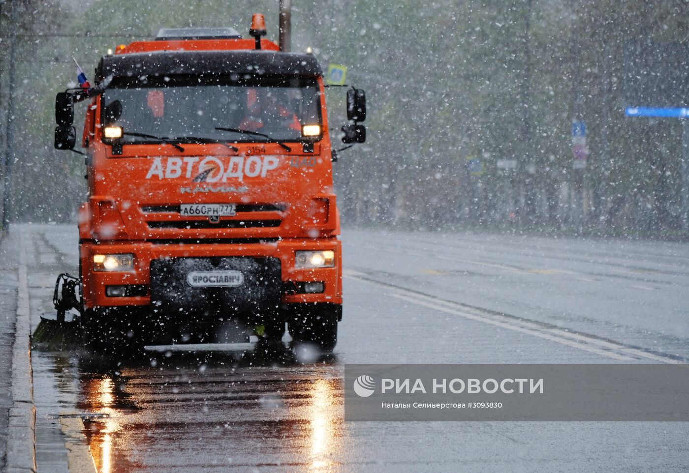 Майский снегопад в Москве