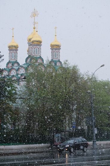 Майский снегопад в Москве