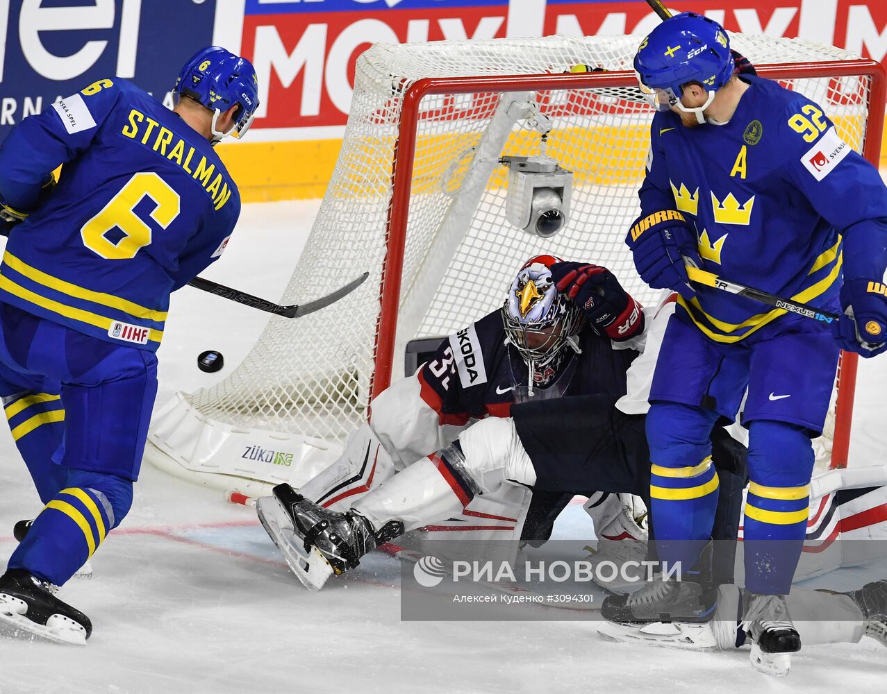 Хоккей. Чемпионат мира. Матч США - Швеция