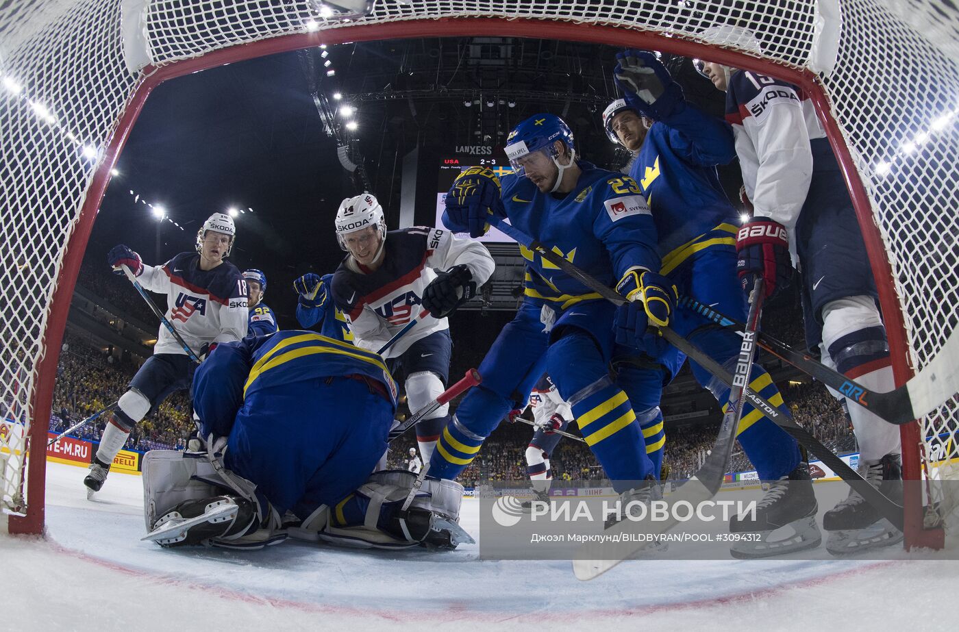 Хоккей. Чемпионат мира. Матч США - Швеция