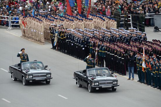 Военный парад, посвящённый 72-й годовщине Победы, в городах России