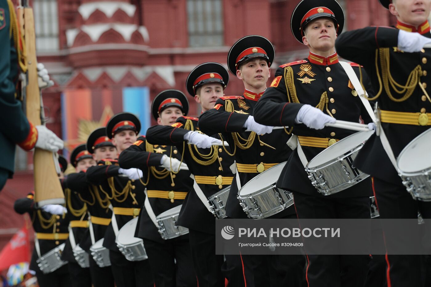 Военный парад, посвящённый 72-й годовщине Победы в ВОВ