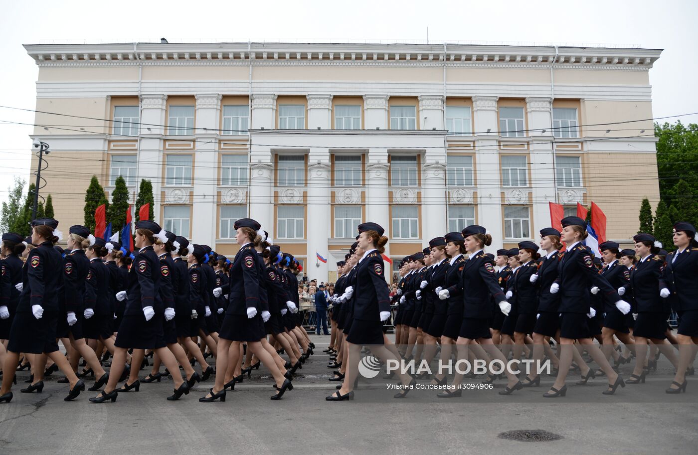 Военный парад, посвящённый 72-й годовщине Победы, в городах России