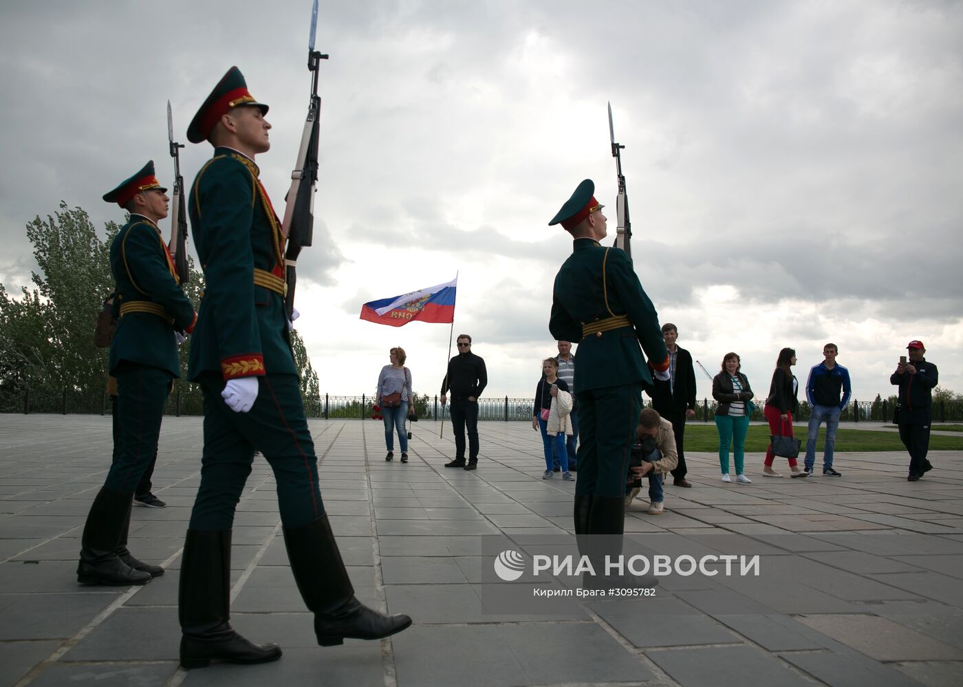 Празднование Дня Победы в городах России