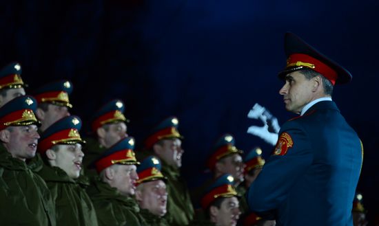 Выступление Академического ансамбля песни и пляски Российской Армии им. А.В.Александрова