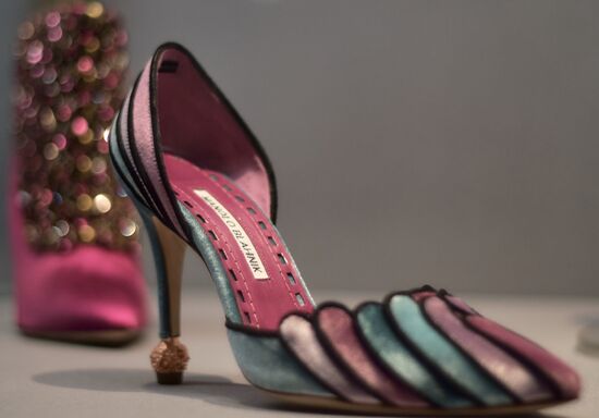 Выставка "Маноло Бланик. Обувь как искусство" в Эрмитаже
