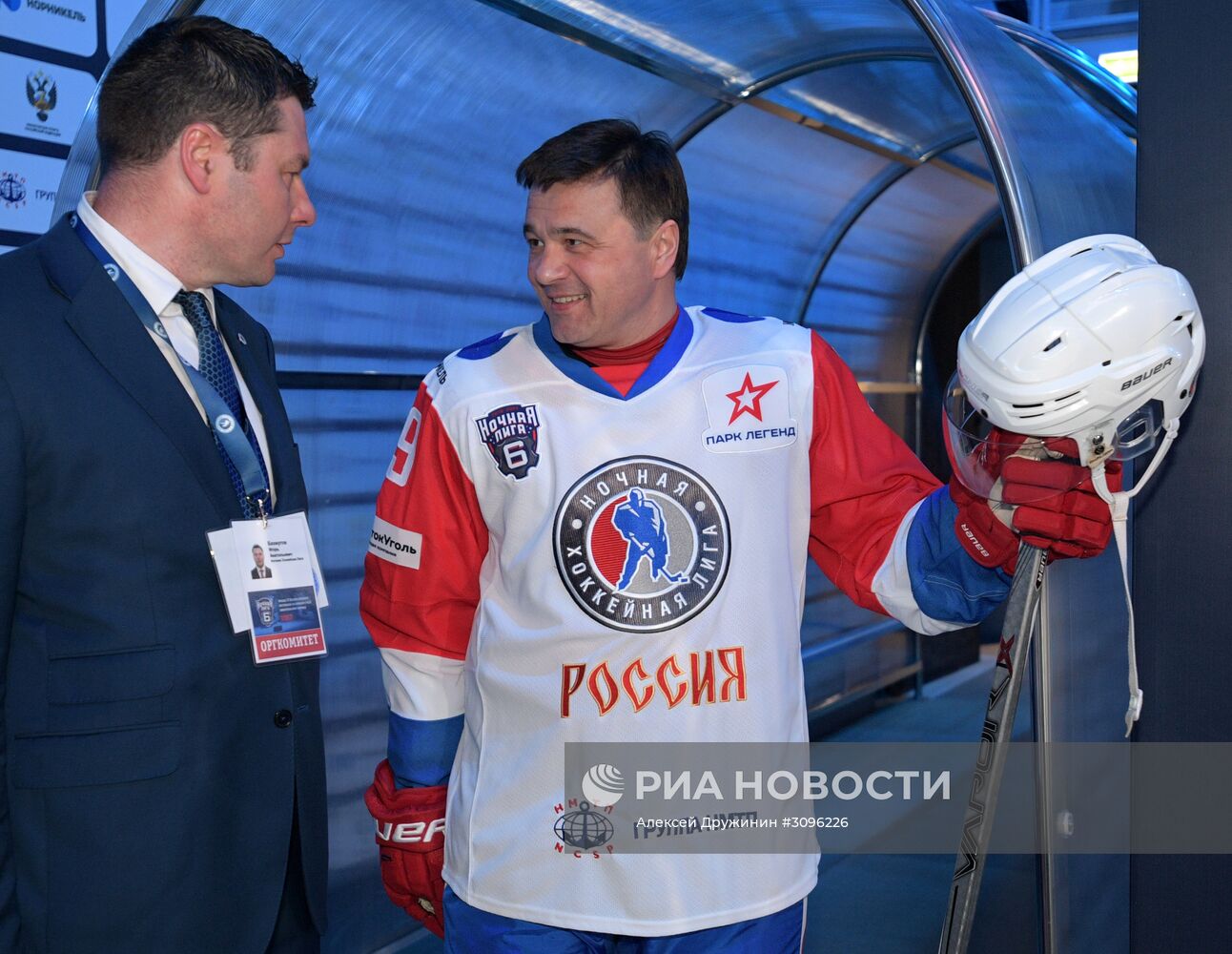 Президент РФ В. Путин принял участие в гала-матче VI Всероссийского фестиваля Ночной хоккейной лиги