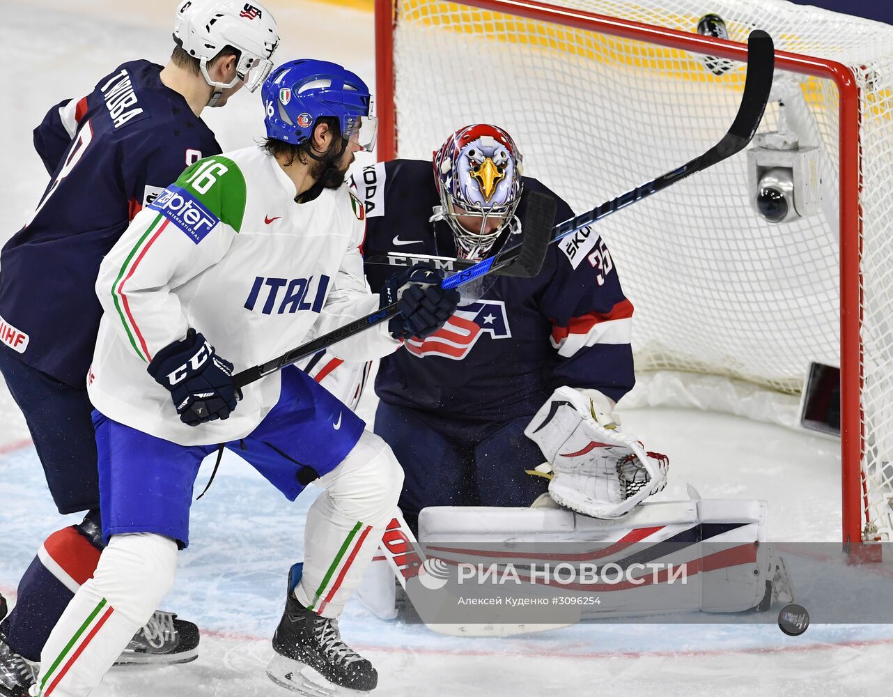 Хоккей. Чемпионат мира. Матч США - Италия
