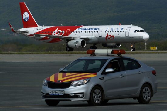 Первый рейс авиакомпании Sichuan Airlines по маршруту Харбин-Владивосток
