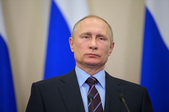 Президент РФ В. Путин встретился с президентом Палестины М. Аббасом