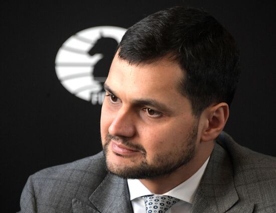 Шахматы. Гран-при Москвы. Первый день