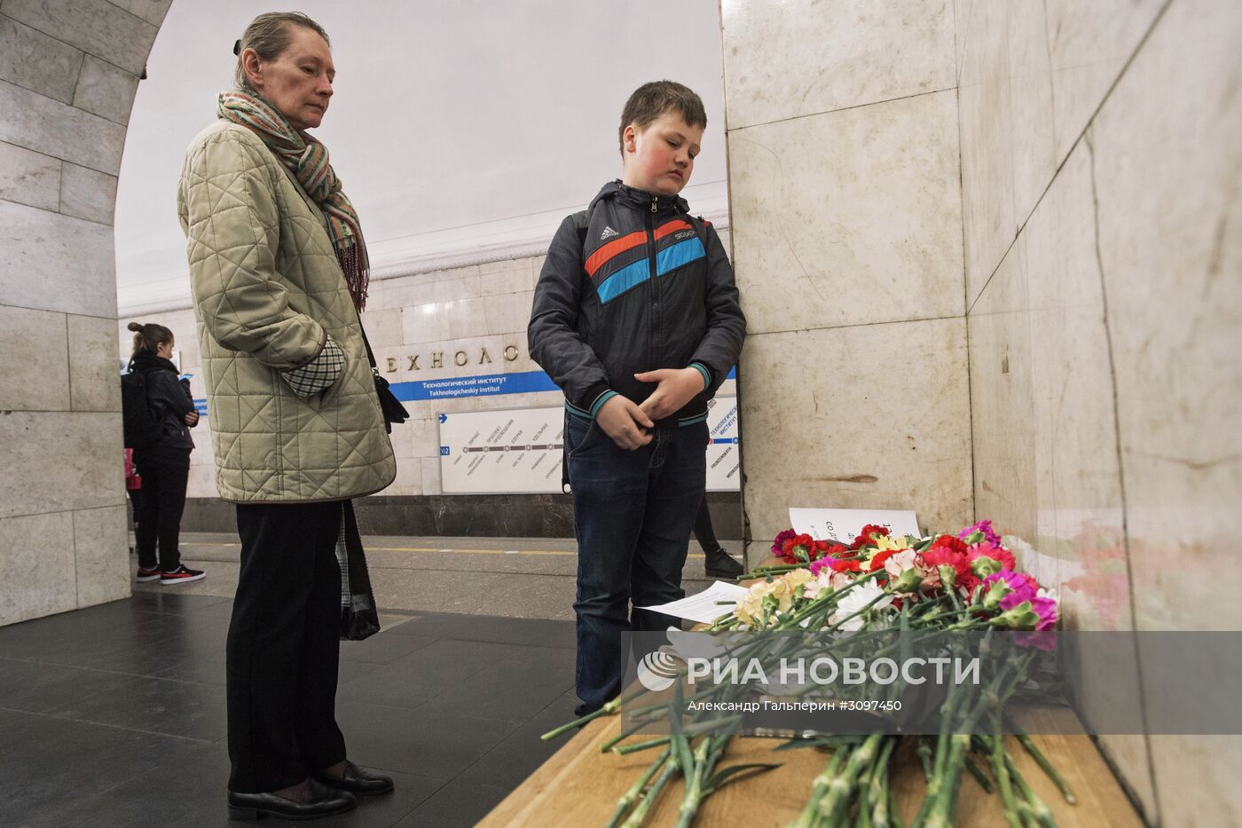 Сороковой день после теракта в метрополитене Санкт-Петербурга