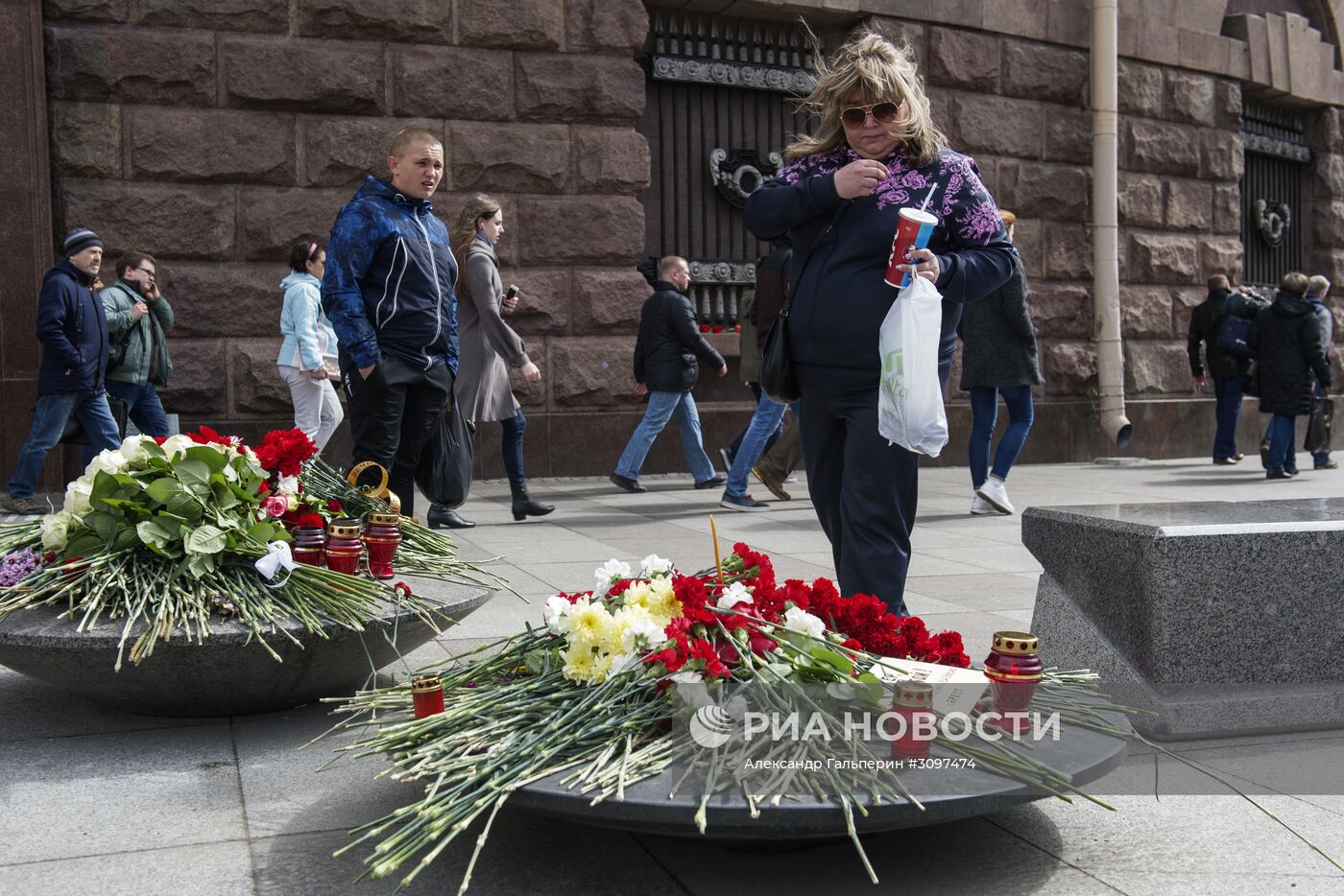 Сороковой день после теракта в метрополитене Санкт-Петербурга