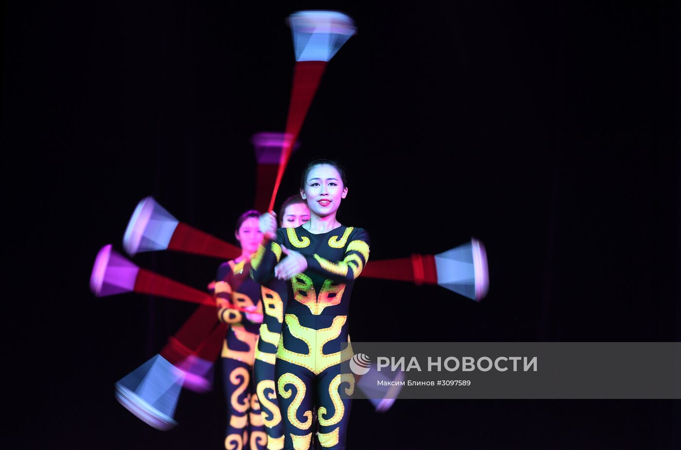 Императорский Пекинский цирк