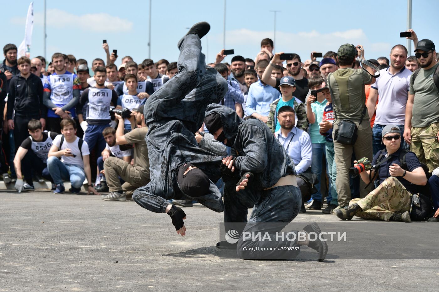 "Гонка героев" в Чечне