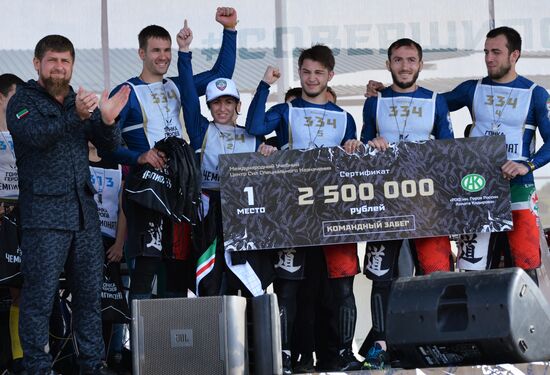 "Гонка героев" в Чечне