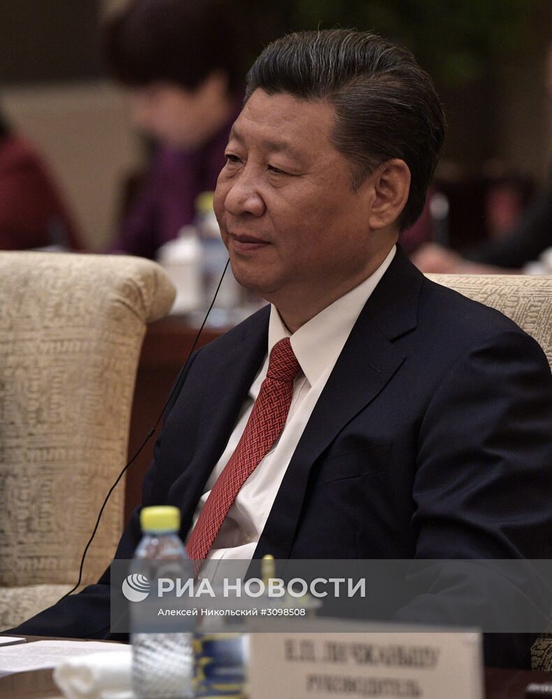 Рабочая поездка президента РФ В. Путина в Китай