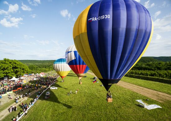 Фестиваль воздухоплавания "Абинская Ривьера" в Краснодарском крае