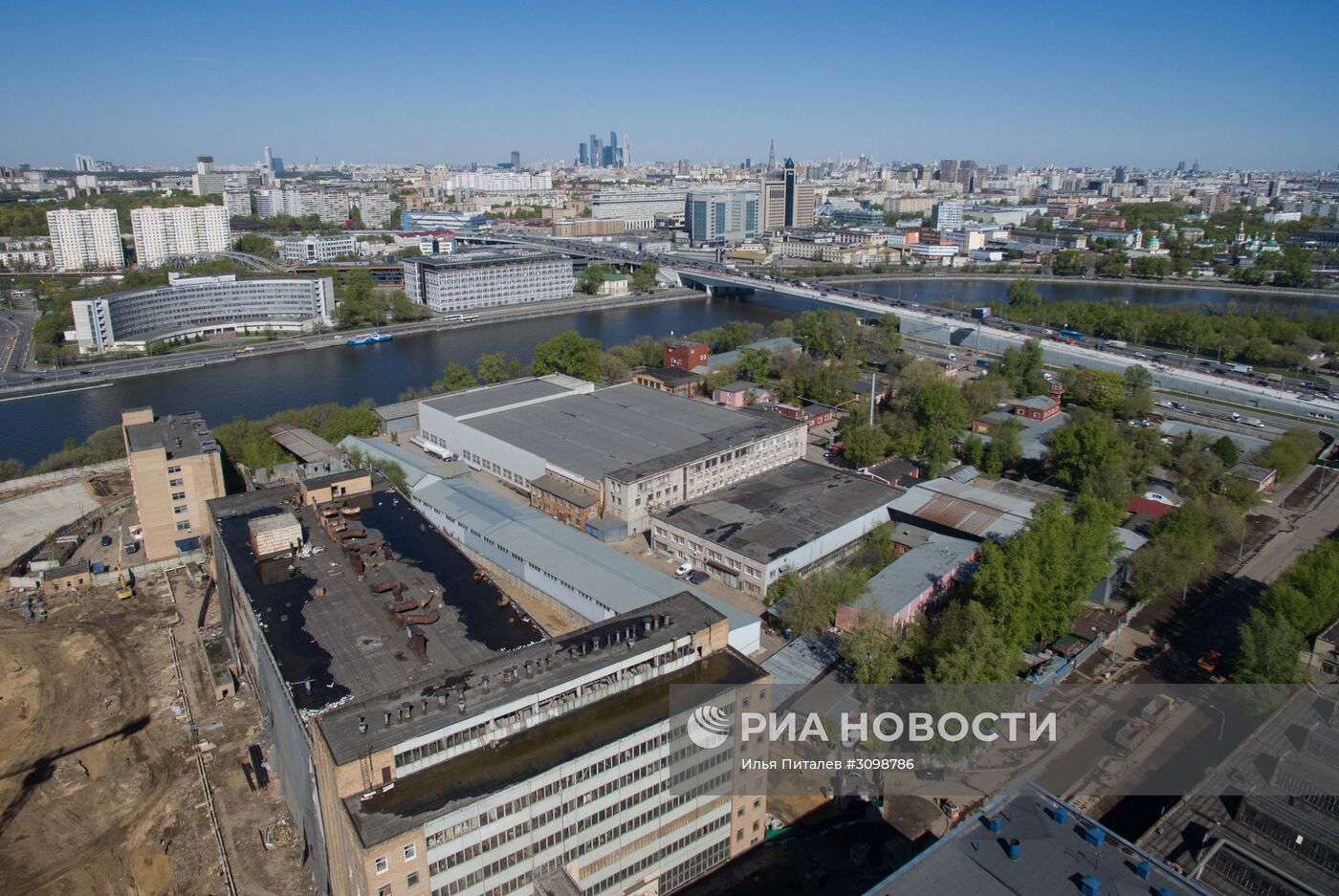 Территория бывшего автозавода им. И.А. Лихачева ( АМО "ЗИЛ") в Москве