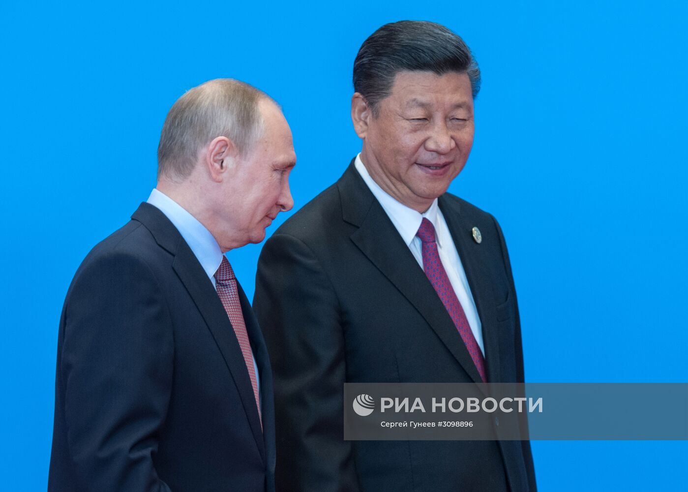 Рабочая поездка президента РФ В. Путина в Китай. День второй