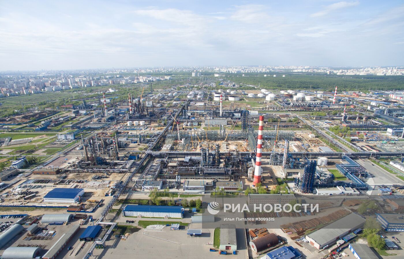 Московский НПЗ остановил прием нефти из-за нештатной ситуации