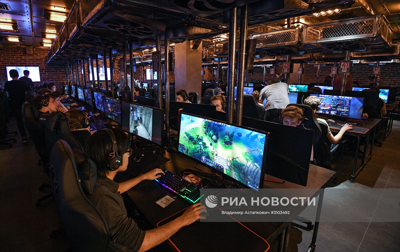 Открытие киберспортивной арены Yota Arena